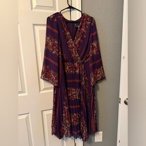 Maison Tara Purple Floral Long Sleeve Dress